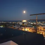 Lux House With Outdoor Jacuzzi And Sea View In Santorini * Emporio (Santorini)