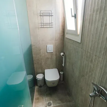 شقة Lux House With Outdoor Jacuzzi And Sea View In Santorini Emporio (Santorini)